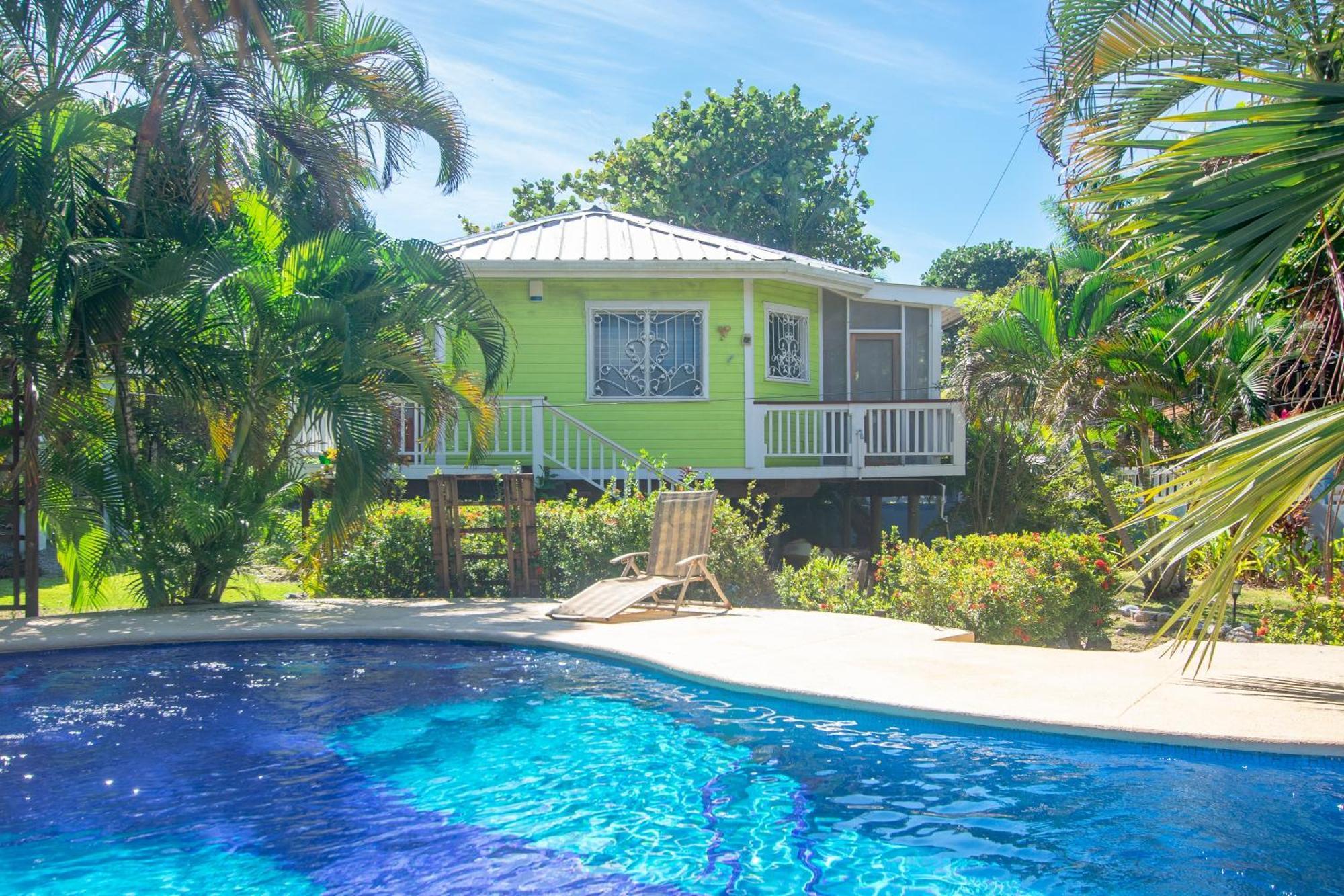 Sand Dollar Bungalow Sandy Bay Exterior foto